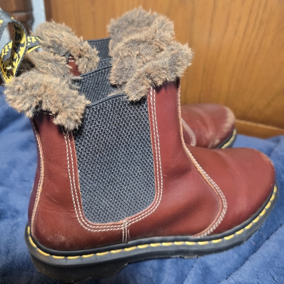 Dr. Martens Womens 2976 Leonore Chelsea Boot Brown Size 8 - Picture 3 of 7